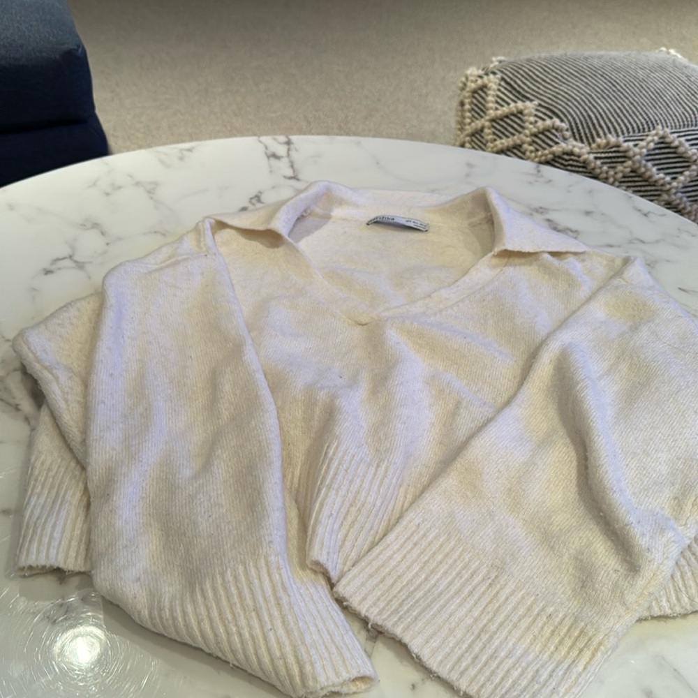 White Bershka sweater